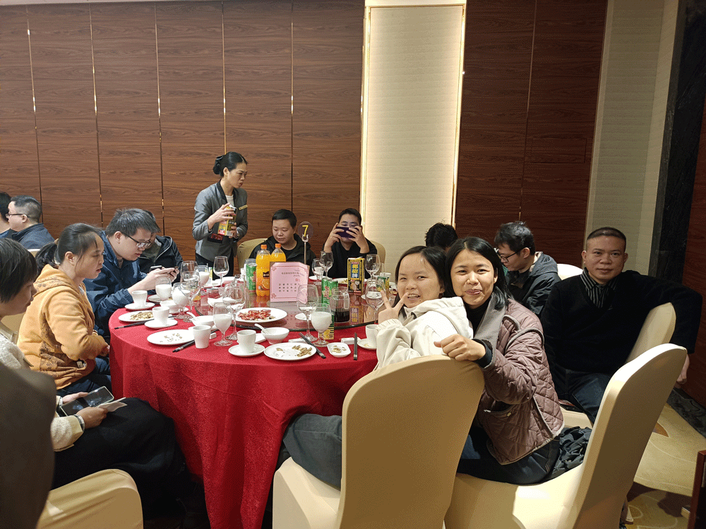 新程啟航，逸云天2025新年聯(lián)歡盛典圓滿(mǎn)結(jié)束